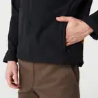 Ver foto 2: Campera softshell negro, detalle de la tela
